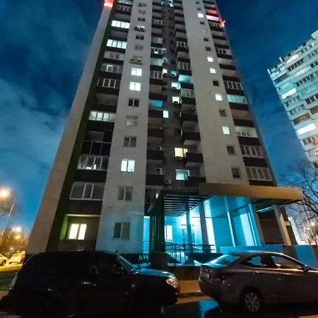 студия 1 комнатная на теремках низкий этаж Kyiv